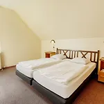 سنتر باركس ساورلاند فنتربرغ-ميدهباخ 4*