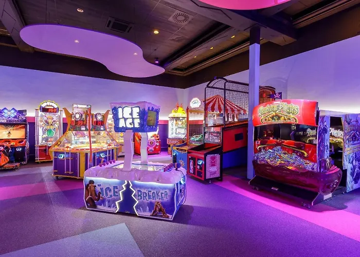 センター パルクス ザウアーラント　ヴィンターベル - メデバッハ 4*